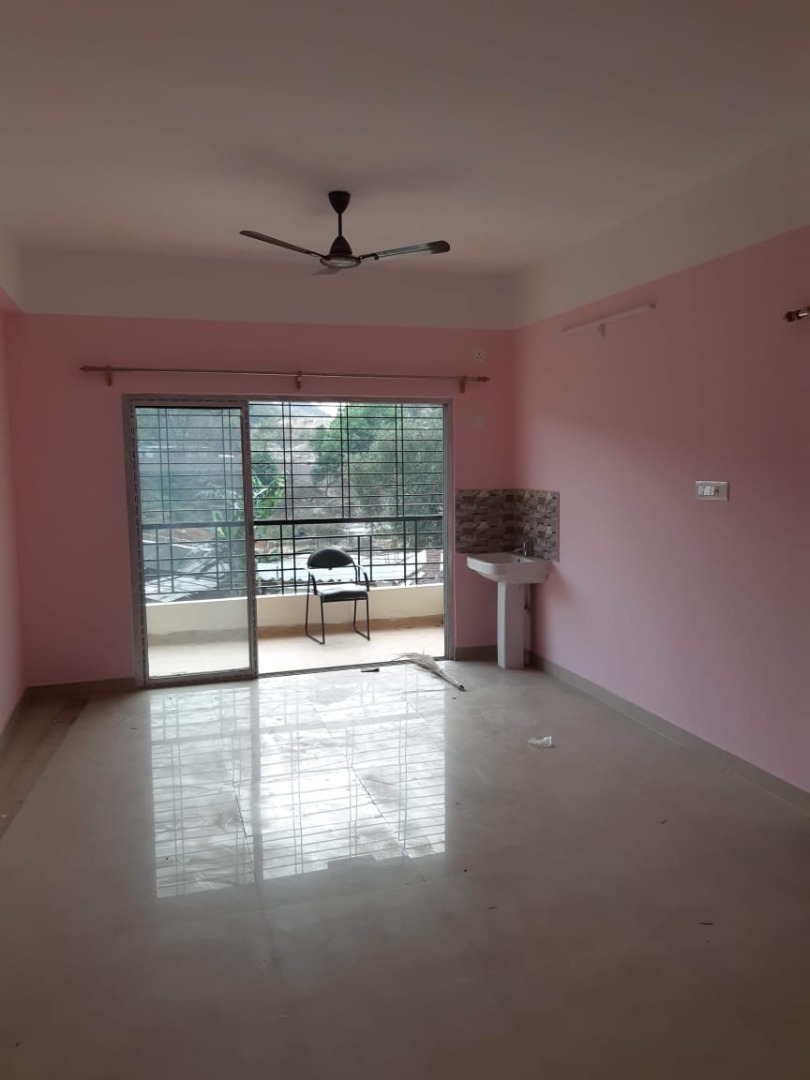Semi Furnished 3bhk in  for Rent